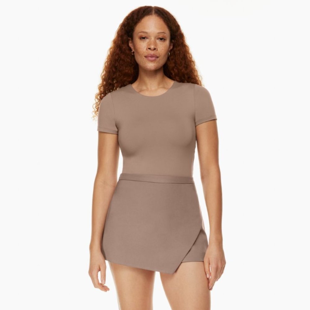 Babaton Contour Crew Shortsleeve Bodysuit Deep Taupe Size Small